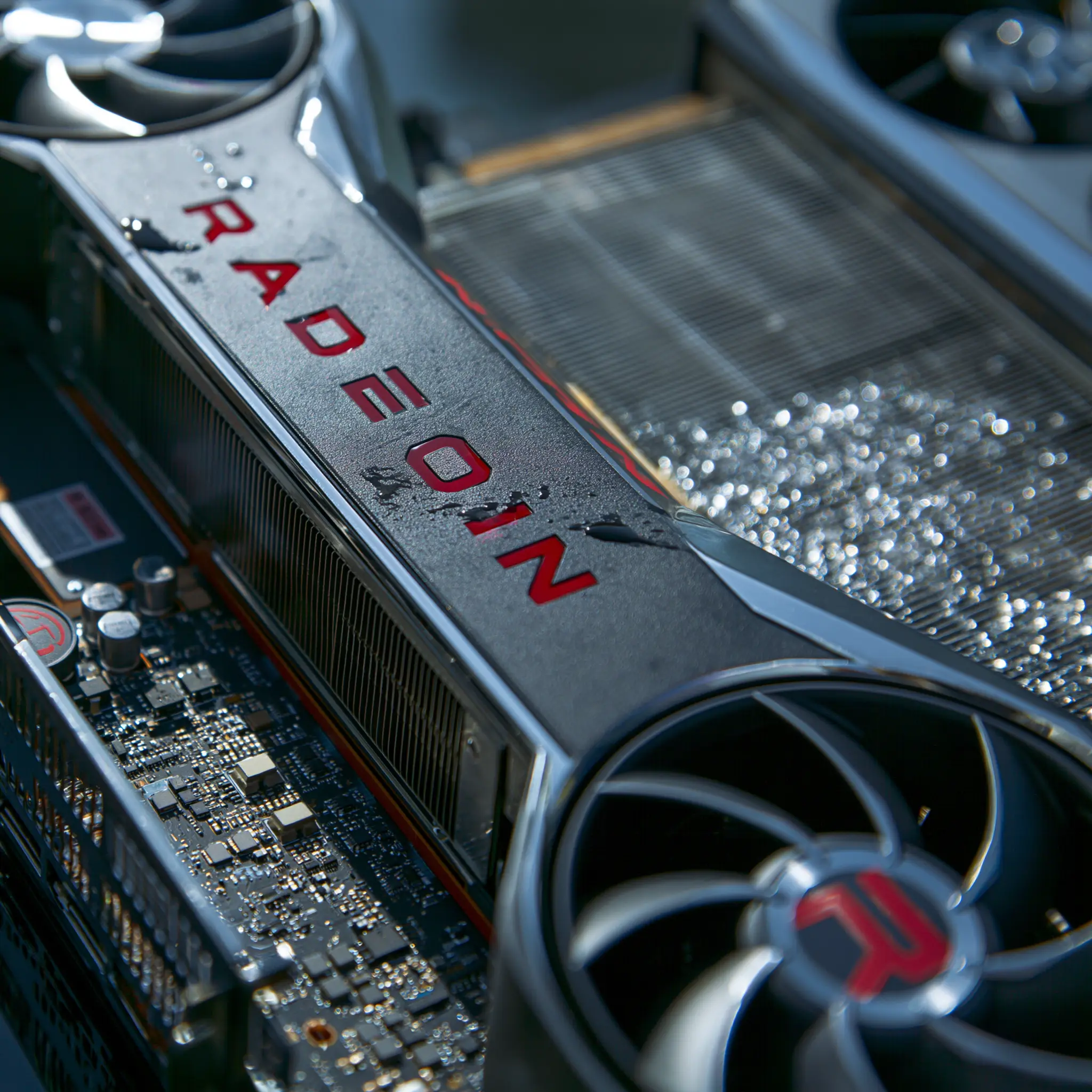 Workstation MONSTER para Inteligência Artificial com GPU dedicada para modelos locais